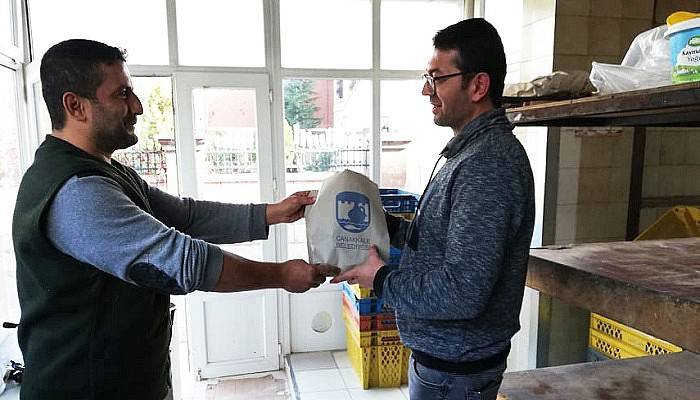 Fırınlara kese kağıdı dağıtıldı