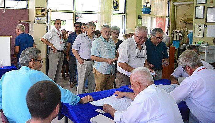 CHP’de delege seçimleri başladı