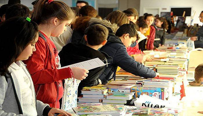 Çan Belediyesi 3. kitap fuarı sona erdi