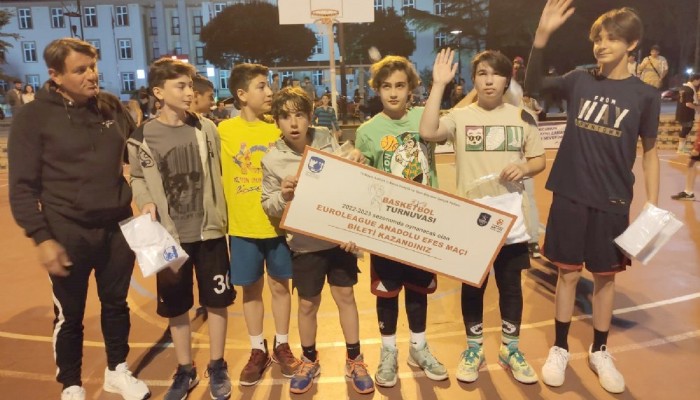 3x3 Basketbol Turnuvası ödül töreni ile son buldu