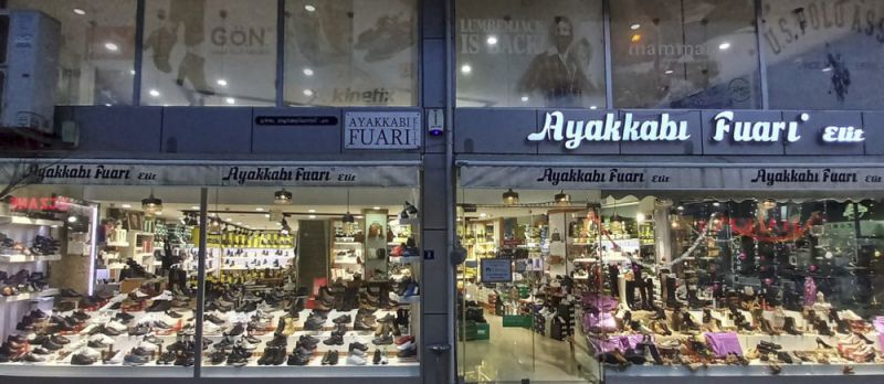 Biga Ayakkabı Fuarı'nda Çılgın Yılbaşı İndirimi