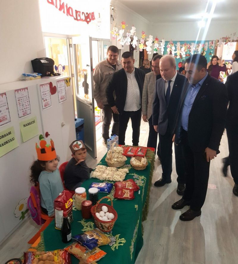 Biga Ticaret Borsası Anaokulu'nda Yerli Malı Haftası