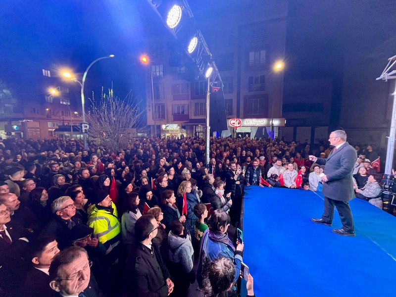 CHP Biga Belediye Başkan Adayı Alper Şen