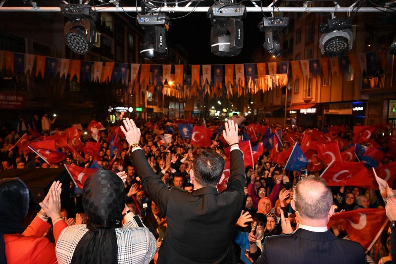 AK Parti Biga Belediye Başkan Adayı Bülent Erdoğan