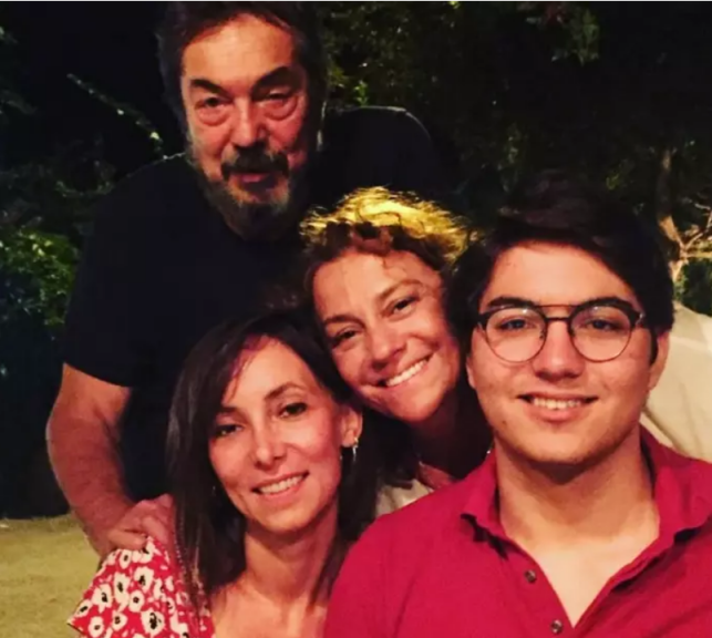 Ahmet Sezerel, Ayşe Sezerel