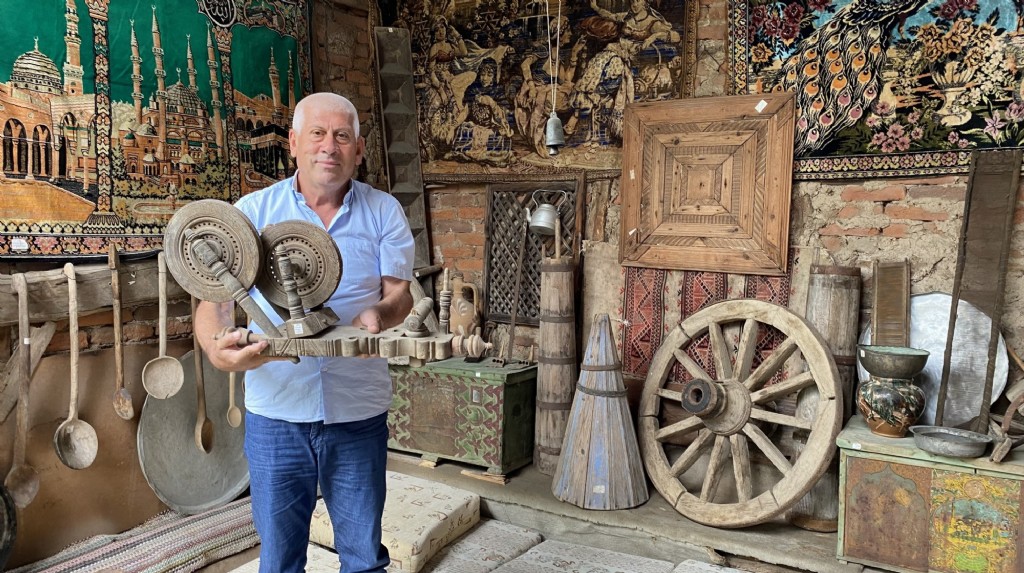 Tarım aletlerinden oluşan 'Osmanlı Torunu Köy Müzesi' ile tarihe yolculuk