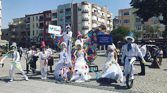 17 Burda AVM’den 2’nci Yıla Muhteşem Kutlama