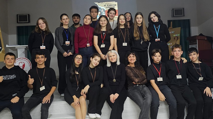 Şinasi ve Figen Bayraktar Ortaokulu’nda Kariyer Günleri 10. Yılında