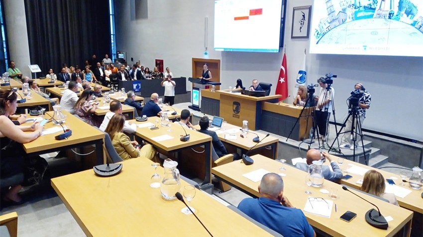 Meclisten Yine Ulaşıma Zam Kararı; 4 Temmuz İtibari İle  Tam 25 TL Öğrenci 15 TL oldu