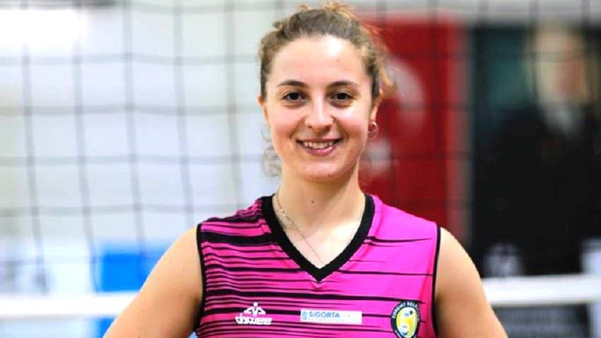 Çanakkale Belediyespor Kadın Voleybol Takımı Libero Pozisyonunu Güçlendiriyor