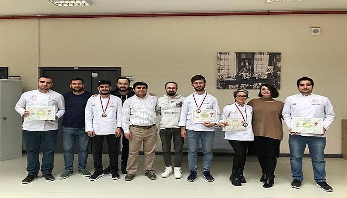 ÇOMÜ Uluslararası Dünya Helal Zirvesi'nden Ödüllerle Döndü