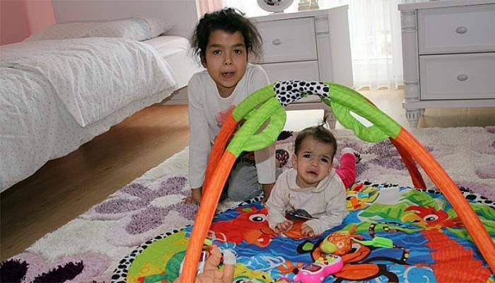 Hastalıklarına teşhis konulamayan kardeşler günden güne eriyor