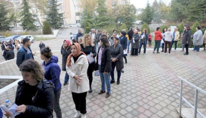 Öğretmenler Kariyer Basamakları Sınavı’nda Ter Döktü