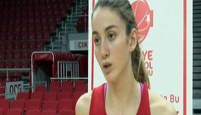 Olcay Çakır: 'Her şey bayrağımız için'