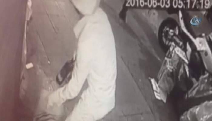Kadıköy’de emlak dükkanına molotoflu saldırı kamerada