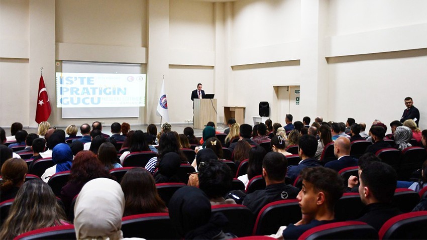  “İş’te Pratiğin Gücü Mesleki Eğitimde Uygulamalı Eğitim” çalıştayı gerçekleştirildi