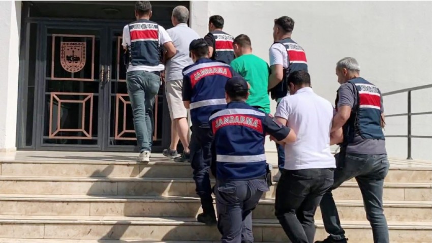 Çanakkale dahil 28 ilde DEAŞ operasyonu: 153 gözaltı