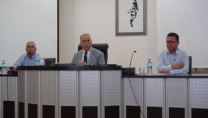 CHP’li Gökhan ve Mutan Okları Birbirine Gerdi (VİDEO)