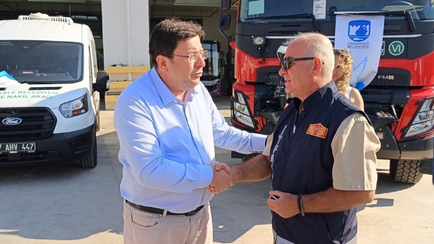 Çanakkale Belediyesi’ne 3 yeni araç kazandırıldı