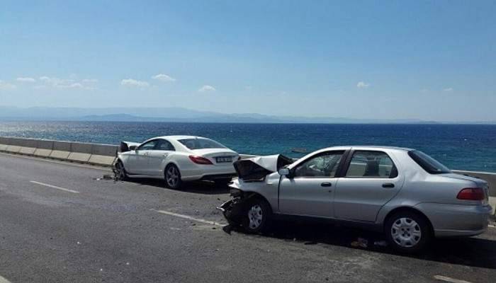 Edremit Körfezi'nde trafik kazalarında 12 kişi yaralandı