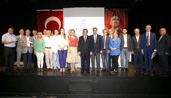 Kıyı Ege Belediyeler Birliği başkanını seçti