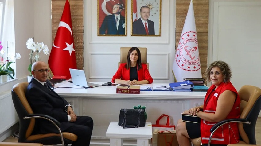 Kızılay’dan İl Millî Eğitim Müdürlüğü’ne İş Birliği Ziyareti