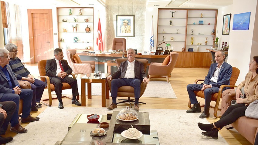 CHP Lapseki yönetiminden Başkan Gökhan'a ziyaret