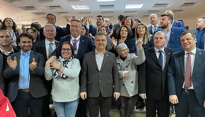 Uyanık güven tazeledi, Güneşhan yeniden aday 