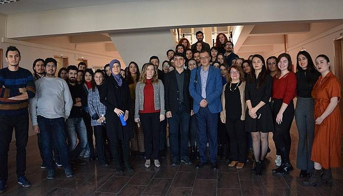 Moleküler Biyoloji ve Genetik Öğrencileri “Special Topics” Dersi Çalışmalarını Sundular