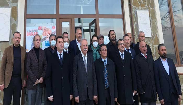 CHP’li başkanlardan Eceabat çıkarması