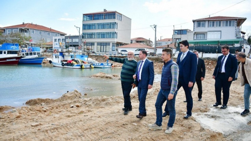 Biga Aksaz Balıkçı Barınağı’nda çalışmalar tüm hızıyla devam ediyor