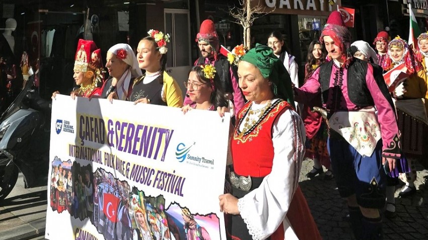 Uluslararası Troya Halk Dansları ve Müzik Festivali Cumhuriyet Coşkusuyla Çanakkale’de Gerçekleşti