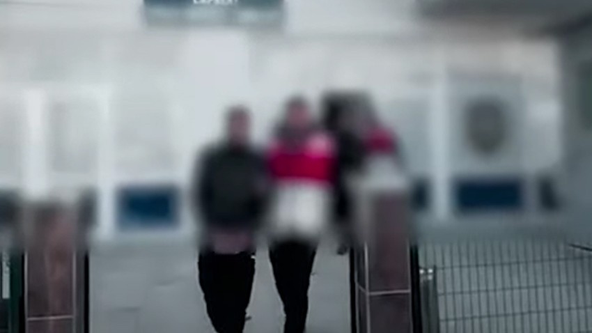 Göçmen Kaçakçılığına Yönelik İki Ayrı Operasyonda 5 Kişi Tutuklandı