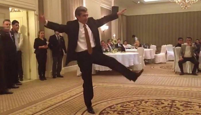  Başsavcı Alper’in zeybek oynadığı görüntüleri ortaya çıktı