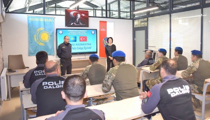 Kazak Polisler Dalgıç Eğitimlerini Çanakkale’de Tamamladı