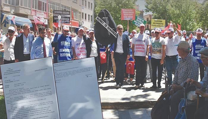 Bayramiç Belediyesi’nden atılan işçiler davayı kazandı