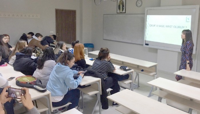 İŞKUR, Öğrencilere Yönelik Faaliyetleri Hakkında Bilgilendirme Toplantıları Düzenliyor