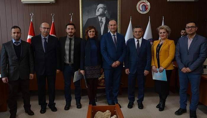 Kosovalı Akademisyenlere Sertifika Programı Düzenlendi