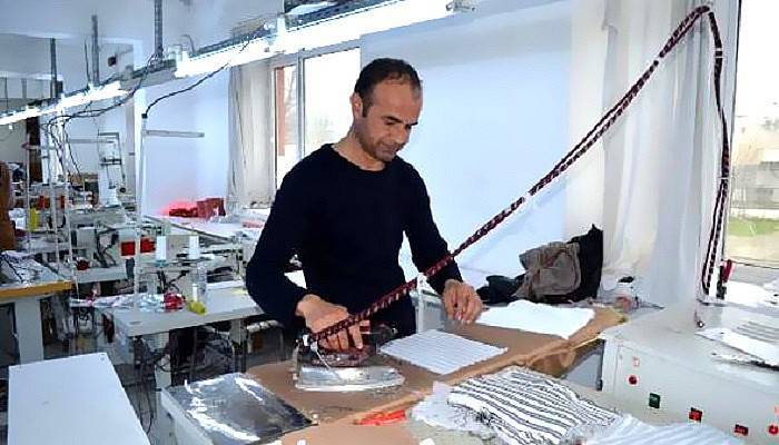 Dikim Atölyesinde Ekmek Kavgası