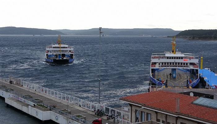 Gökçeada ile Güney Marmara hattında feribot seferleri iptal