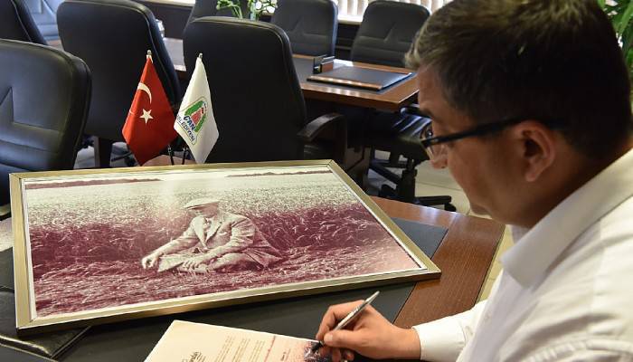 Çanakkale’den Adana Büyükşehir Belediye Başkanına anlamlı fotoğraf 