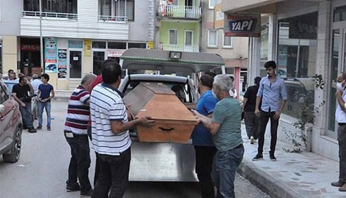 117 yaşındaki kadın evinde ölü bulundu