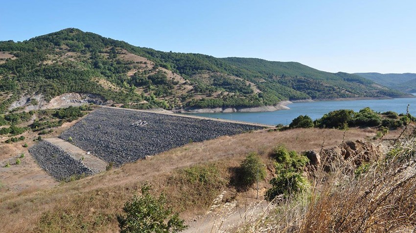 Biga’da baraj ve göletlerde su alarmı! Sular yaz boyunca hızla geriledi