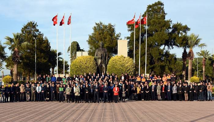 Aliağa Belediyesi’nden duygulandıran Çanakkale türküsü