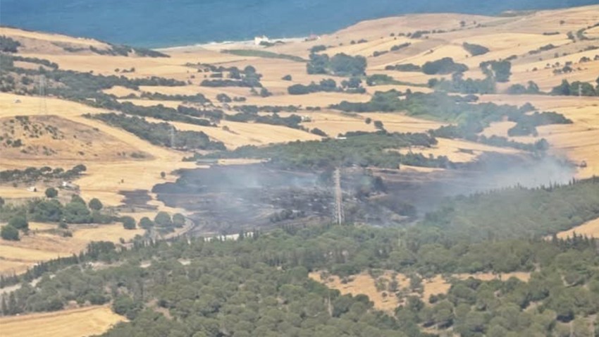 Biga Aksaz Köyü'nde Çıkan Arazi Yangını Söndürüldü