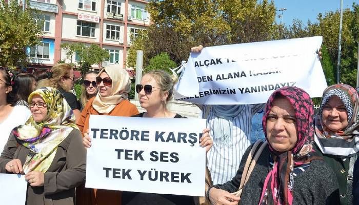 Çanakkaleli Kadınlardan Diyarbakır'daki Ailelere Destek