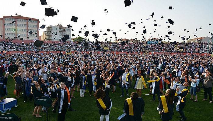 25’nci yılda yüz bininci mezun