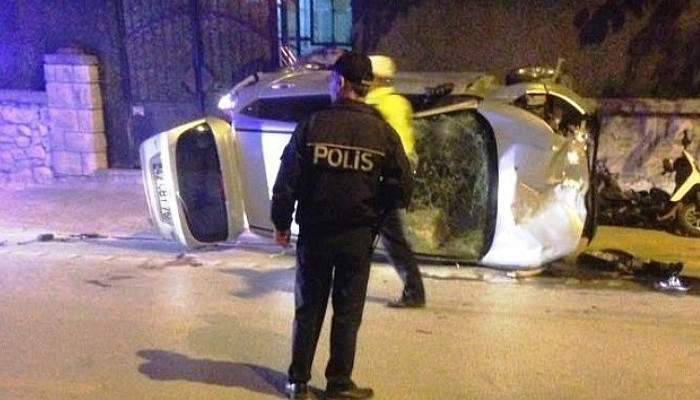 Kontrolden çıkan otomobil yayalara çarptı: 1 ölü, 5 yaralı