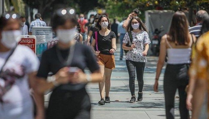 '’Milletçe tedbirlere uymayı sürdürmemiz gerekiyor’