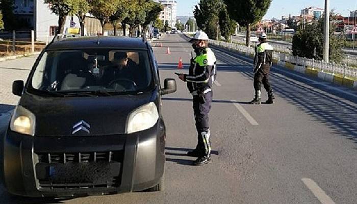 Trafik ışık ve işaret ihlali denetimi yapıldı